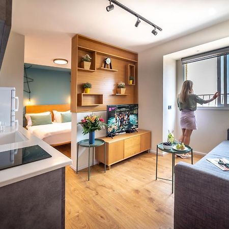 The Six Days Stylish One Bedroom Apartments Eilat Bagian luar foto