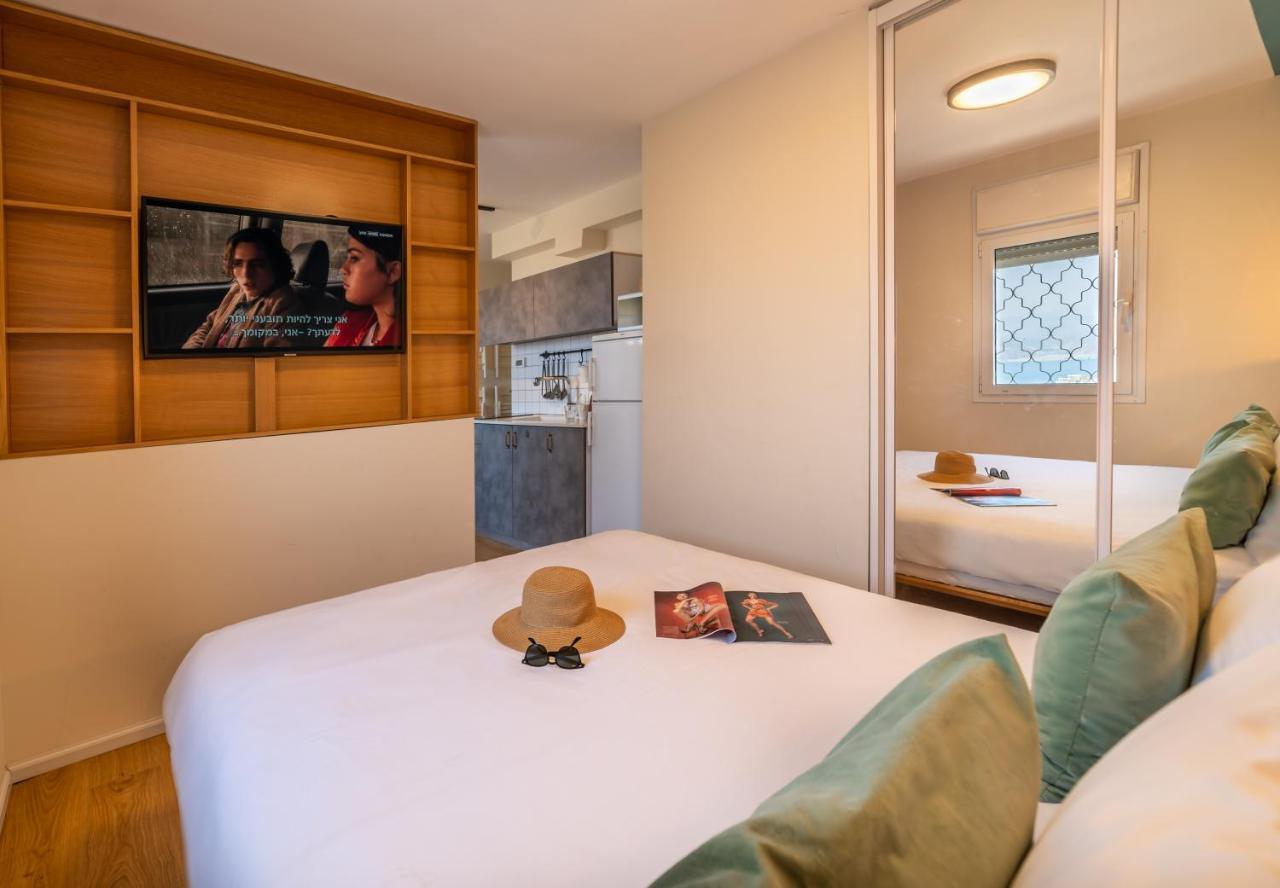The Six Days Stylish One Bedroom Apartments Eilat Bagian luar foto