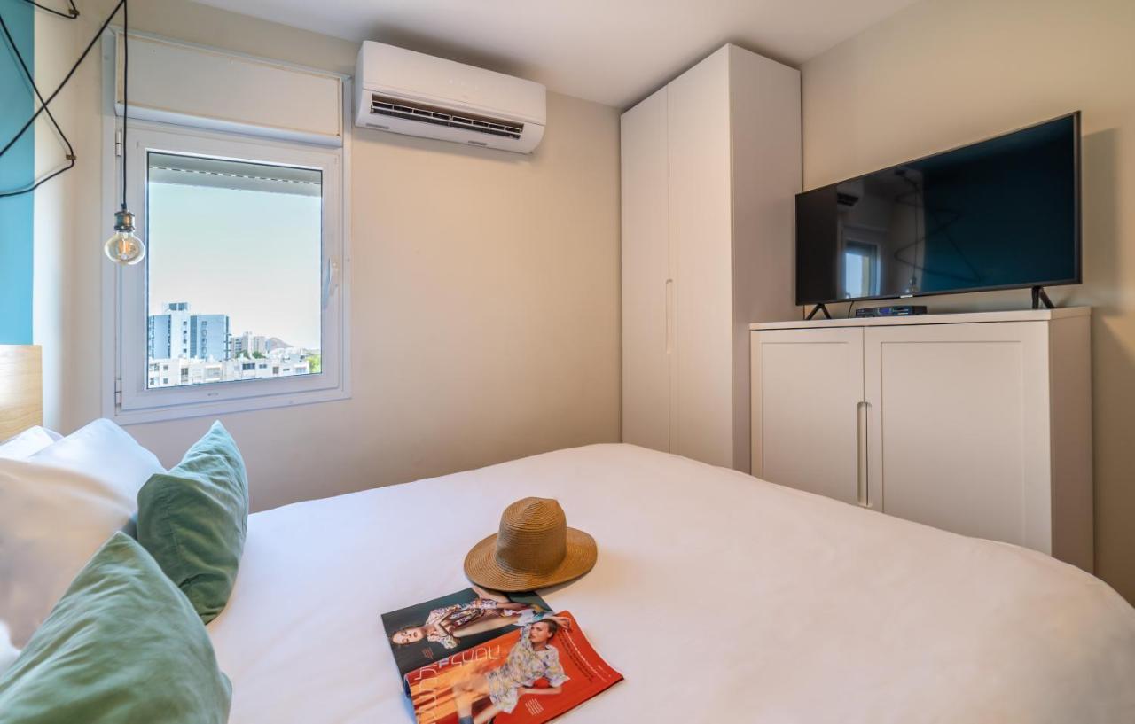 The Six Days Stylish One Bedroom Apartments Eilat Bagian luar foto